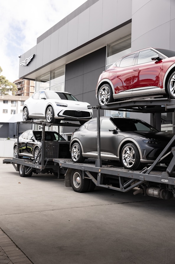 Car hauling load 9w ago